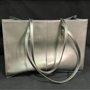 🔥Wilson's Silvery Leather Tote Purse🔥